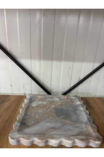 ERŞATIRTAŞ Ορθογώνιος δίσκος από φυσική πέτρα με καφέ σχέδια και μοντέρνα βολ...