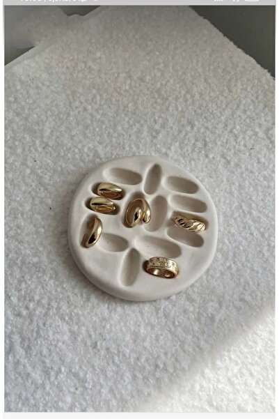 MUMELLA Λευκή διακοσμητική βάση από σκυρόδεμα για σκουλαρίκια και δαχτυλίδια