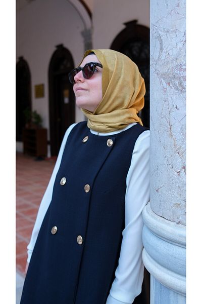 Aressy Gold Buttoned Vest Set