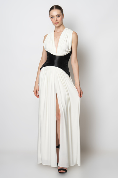 RENGIN Göğsü ve beli büzgülü belden korsajlı örme abiye elbise