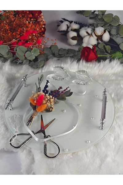 Basic Creation Promise Tray with White Pearls Request Tray