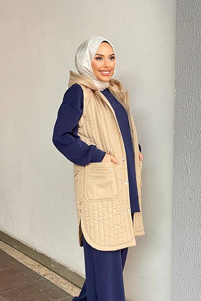 Minel سترة مبطنة بغطاء رأس بيج للسيدات 032