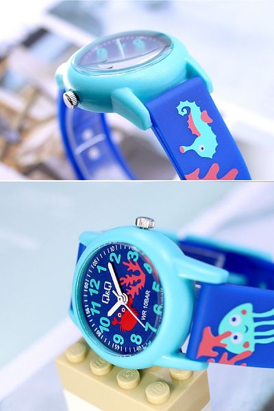 Q&Q Sea Horse Crab Patterned Numbers Waterproof Children's Wristwatch
