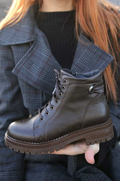 EREN SHOES BAG ( ASTARA ) Γνήσιο δέρμα καφέ χρώματος, ρυθμιζόμενο με λεπτομέρεια με κορδόνια, ορθοπεδικά μποτάκια.