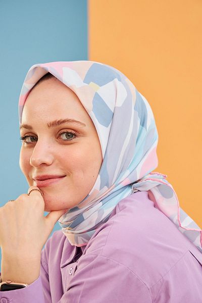 İpekhan Βαμβακερό κασκόλ σε ανοιχτό γκρι σχέδιο Daphne