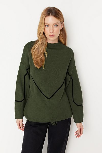 Trendyol Modest Grüner Strickpullover mit Paspelierung und detailliertem Muster TCTAW22AK0002