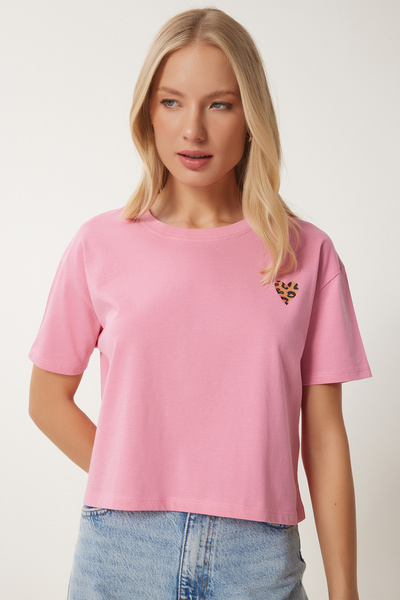 Happiness İstanbul Women's Pink Heart Printed Cotton Short Knitted T-Shirt An00224