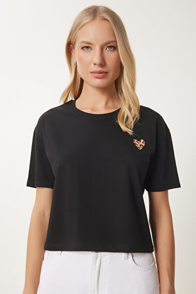 Happiness İstanbul Women's Black Heart Printed Cotton Short Knitted T-Shirt An00224