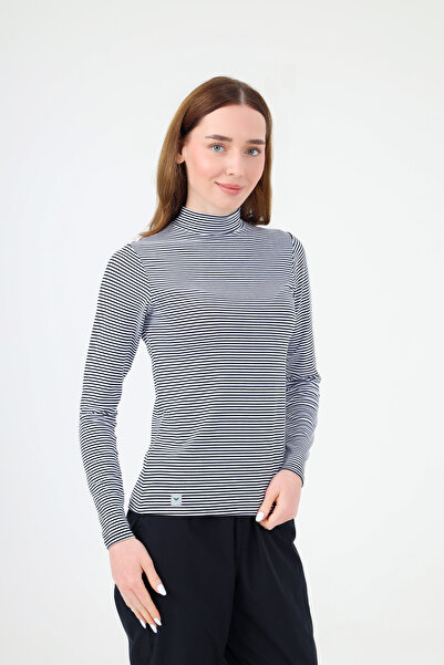 Viridi Medical Fashion Turtleneck Thin Striped Body Black White
