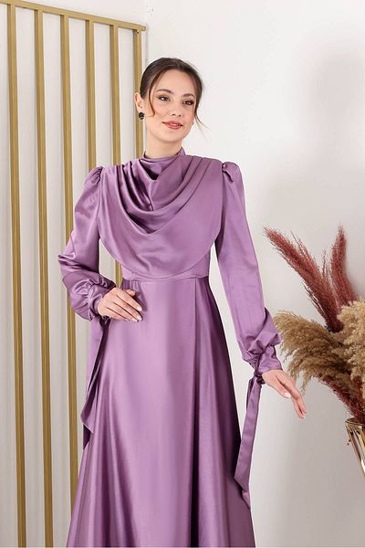 Fashion Showcase Rochie de seară liliac Degaje