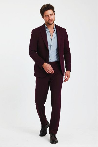 Savira slimfit κοστούμι πάνω από πλεκτό ύφασμα νέας σεζόν
