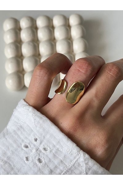 Ressia Wavy Plate Model Ring
