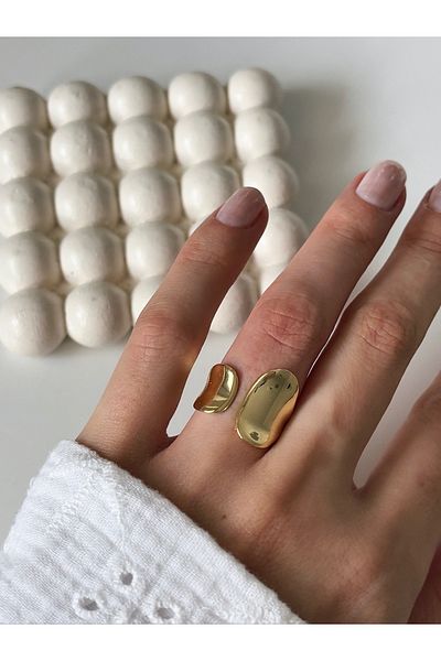 Ressia Wavy Plate Model Ring
