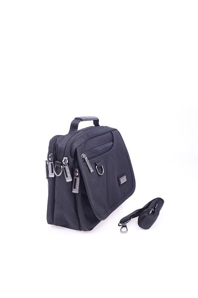 SEVENTEEN 4953 Men's Large Cover Hand and Shoulder Bag