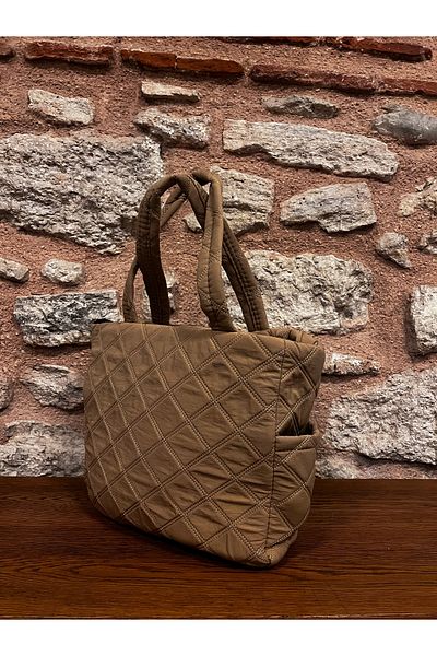 wandaofficial Women's Shoulder Bag with Zipper for Daily Use