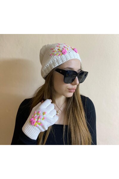 sema aksesuar New Year's Gift Handmade Pink Floral Embroidered White Knit Cap with Finger Cut Out Gloves Set of 2