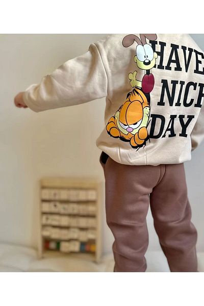 MODEL Character Printed Boy Suit