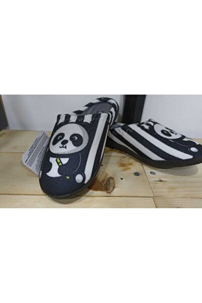 GEZER KIŞLIK RAHAT TABAN PANDA RESİMLİ ERKEK ÇOCUK EV TERLİĞİ
