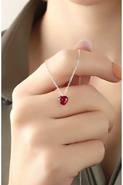 LİNOVE JEWELLERY Kırmızı Kalp Kolye 925 Ayar Gümüş Kırmızı Taşlı Kalp Kolye A...