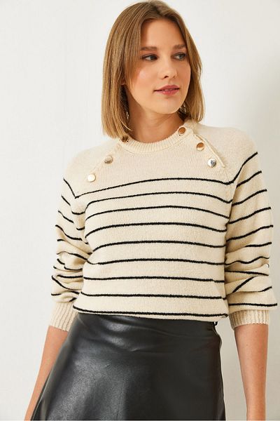 Bianco Lucci Women's Buttoned Knitwear Sweater 20247582