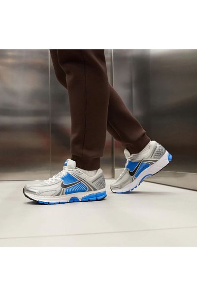 Nike Zoom Vomero 5 Men's Sneakers - White Sportie