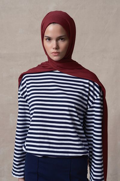 Qef Burgundy Modal Shawl