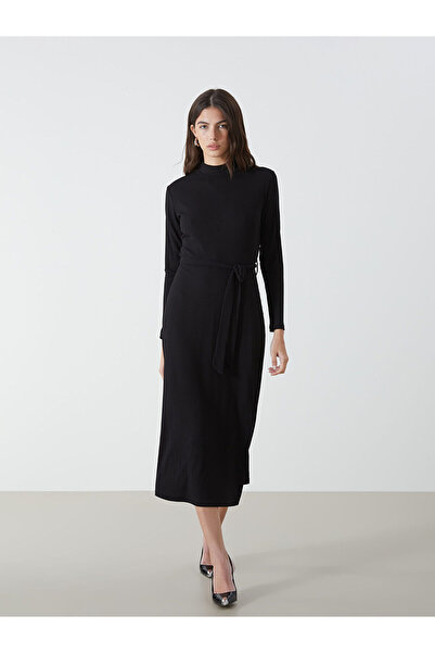 LC Waikiki Γυναικείο φόρεμα με μαύρο γιακά με υφή