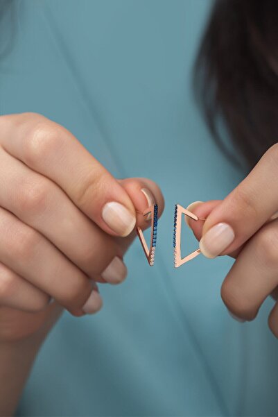 Nereze 925 Ayar Gümüş Mix Taşlı Üçgen Tasarım Küpe