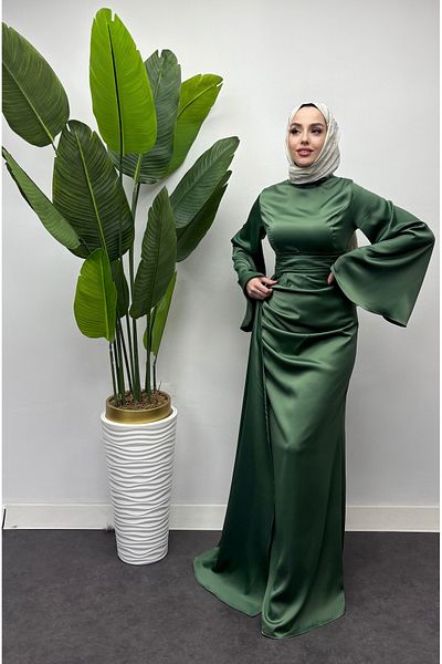 Tesettür Diyarı Women's Arabella Satin Fish Evening Dress with Cape