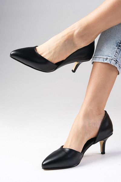Mio Gusto Rene Damenschuhe mit niedrigem Absatz in Schwarz