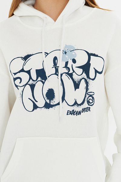 Oyga Women's Hooded Printed Kangaroo Pocket Sweatshirt