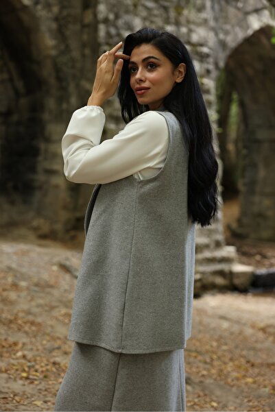 KÜÇÜĞÜM BUTİK Σετ γιλέκο-φούστα σε γκρι μακριά σφραγίδα (ΓΙΛΕΚΟ-ΦΟΥΣΤΑ)