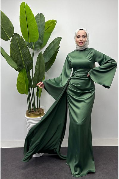 Tesettür Diyarı Women's Arabella Satin Fish Evening Dress with Cape