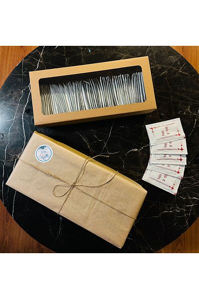 Islakmendilcim Hedi̇Ye Packageḋ Disposable Wet Wipes in Special BoẋL 85 Pieces