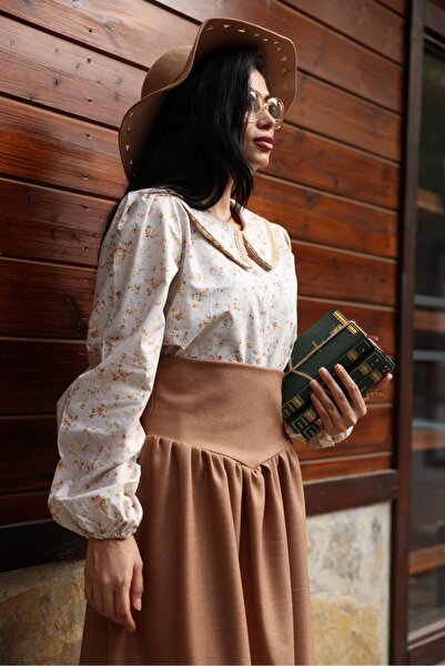 KÜÇÜĞÜM BUTİK Vintage Krem-Kahve Çiçekli Bebe Yaka Dantelli Poplin Bluz