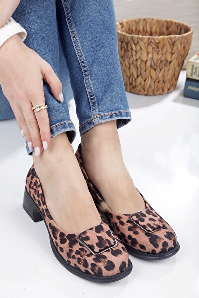 No 35 Kadın Topuklu Leopar Desenli Kare Tokalı Babet