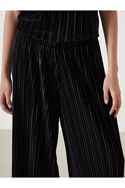 LC Waikiki Peak Yeni Sezon Beli Lastikli Kadife Kadın Pantolon