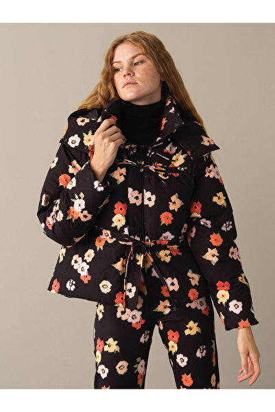 Xint Kadın Siyah Formunu Koruyan Oversize Desenli Şişme Mont