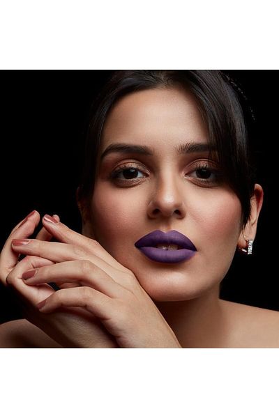 Pilgrim أحمر شفاه سائل غير لامع - Purple Lust Women مع حمض الهيالورونيك والسكوالين الإسباني 3 جرام
