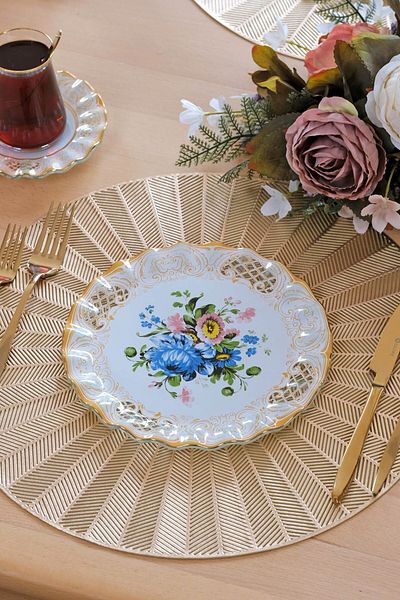Glore Tiete Gold Gilded Glass Cake Plate Set for 6 People