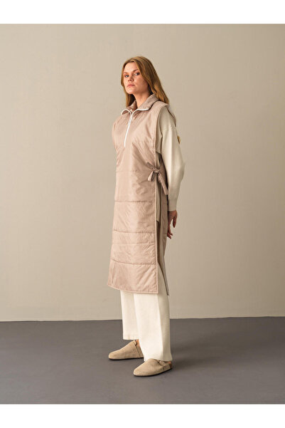 Xint Kadın Bej Formunu Koruyan Dik Yaka Regular Fit Yelek