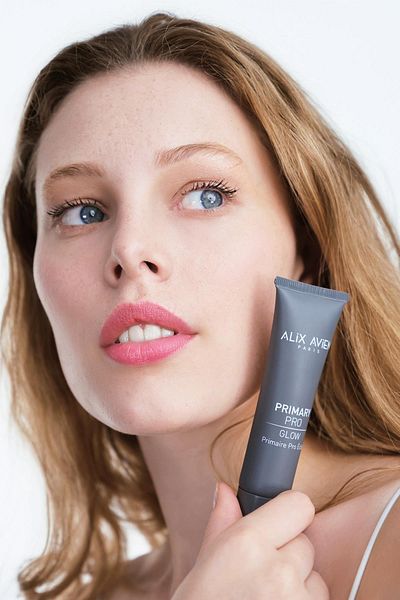 Alix Avien Moisturizing Make-Up Base with Radiance and Bright Appearance - Primary Pro Glow