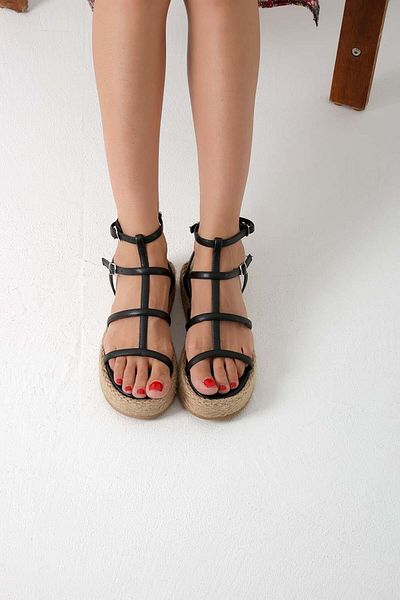Beyond Sandale din piele Siveka cu 3 dungi negre pentru femei 4 cm BYNDSVK02