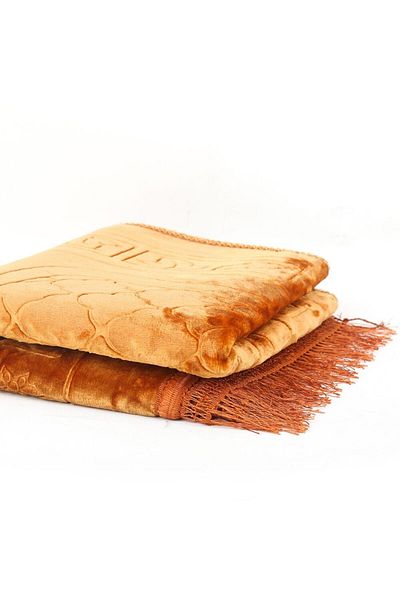 İkranur Soft Soft Velvet Plush Prayer Rug Gold 80 X 120 cm - 1100 Gr