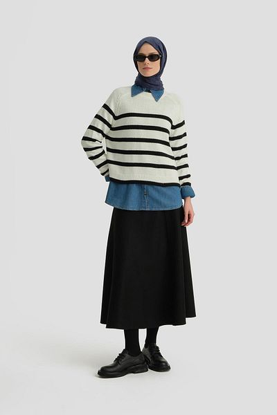 Armine Black Five-Piece Skirt - Ort1731