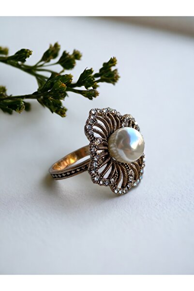 FAYRA ACCESSORIES Çiçek Figür İnci Yüzük