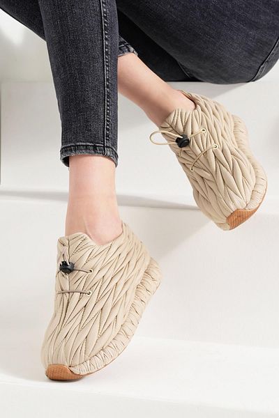 Beyond Beige Breezy Parachute Sneaker - Women's Sports Shoes 3cm