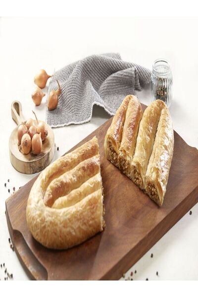 ÇENGELKÖY BÖREKÇİSİ Çengelköy Dondurulmuş Kıymalı Kol Böreği (3400g) + 7 Karışık Poğaça