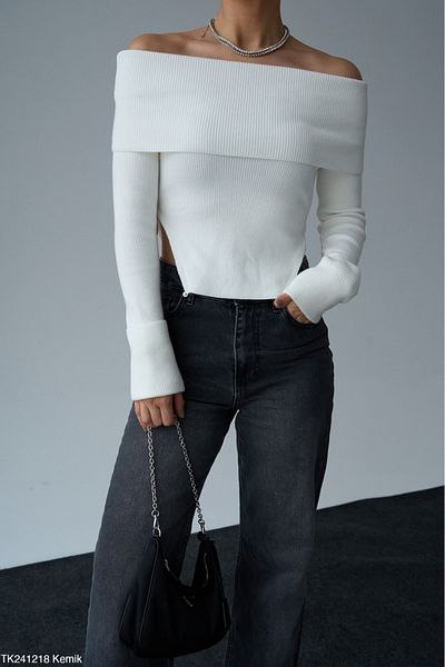 Lupies Women's Bone Madonna Collar Zipper Detailed Knitwear Sweater