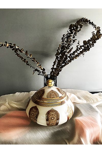 DECOSTYLE Seljuk Pattern Gold Embroidered Large Bowl with Lid